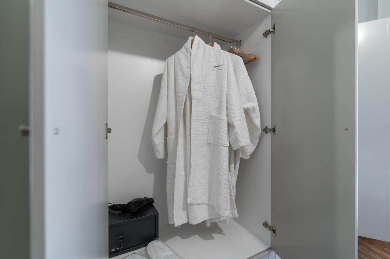 Elegant Suite - Pagrati Athens Luaran gambar